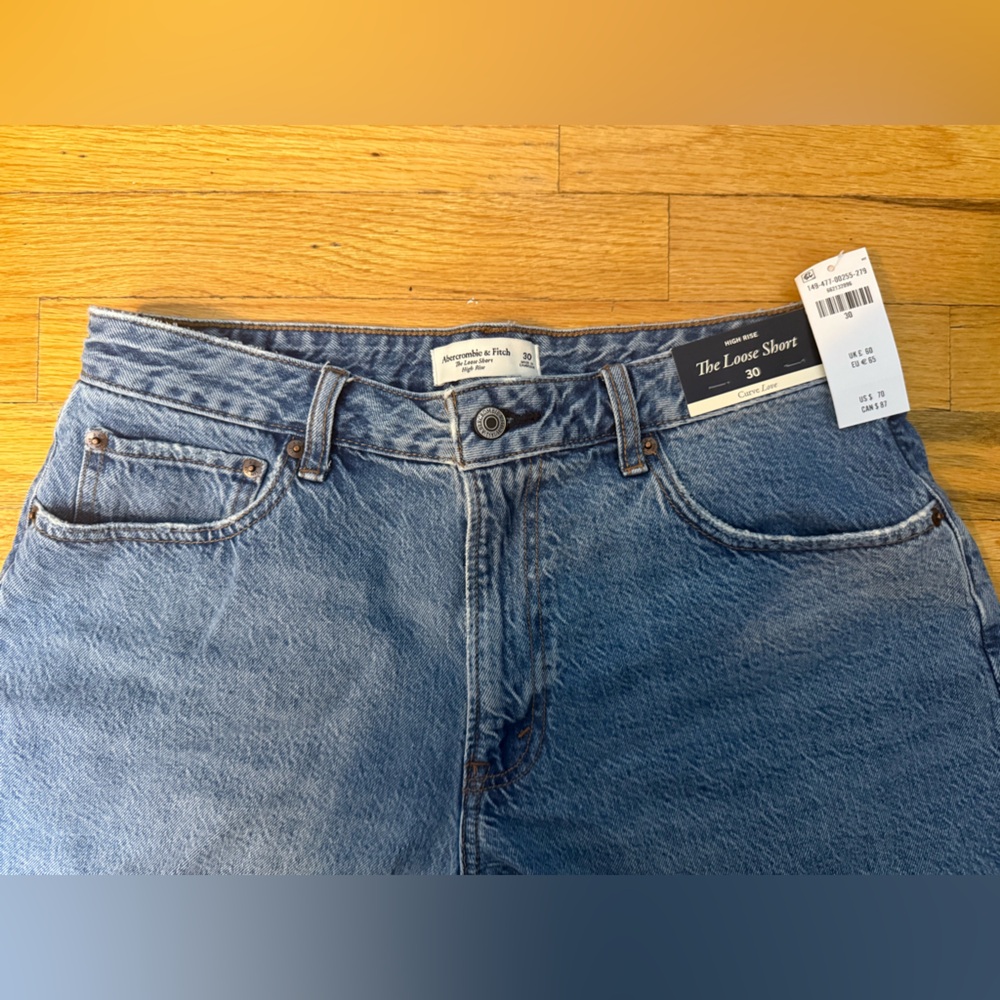 Abercrombie & Fitch Women's Blue Jean Shorts - Picture 3 of 4